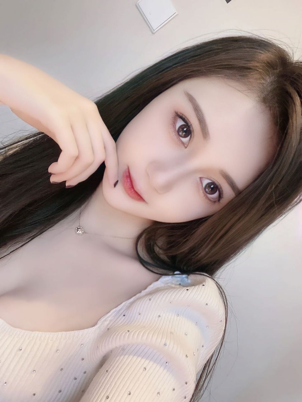 娇喘如情人般摸着咪咪后入